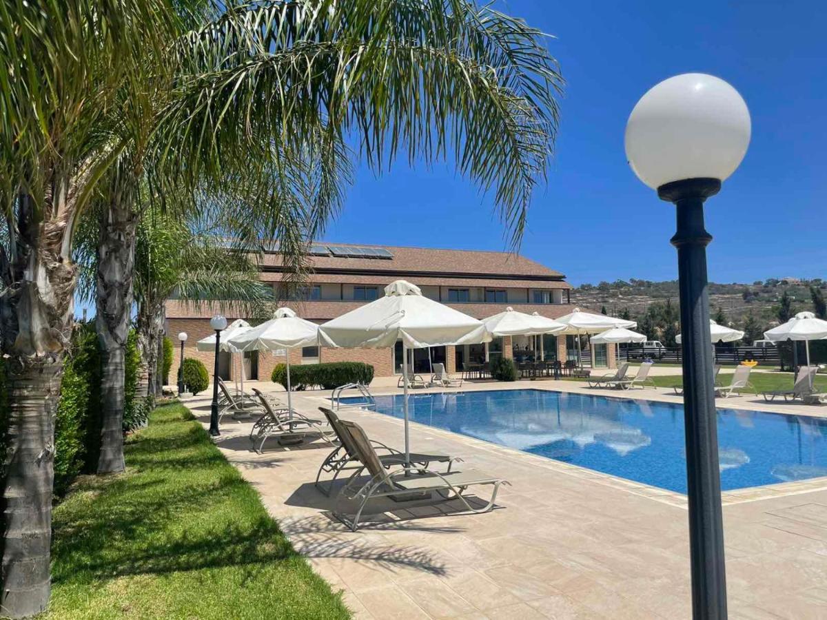 Protaras Tennis And Country Club Екстериор снимка