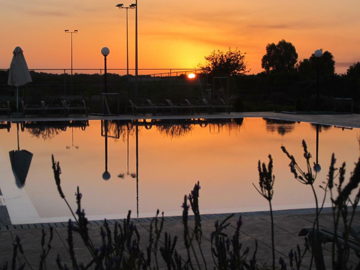 Protaras Tennis And Country Club Екстериор снимка